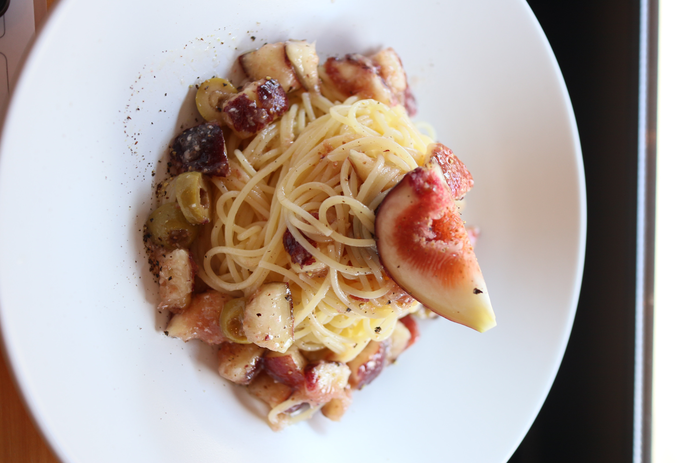トマトとツナの冷製パスタ