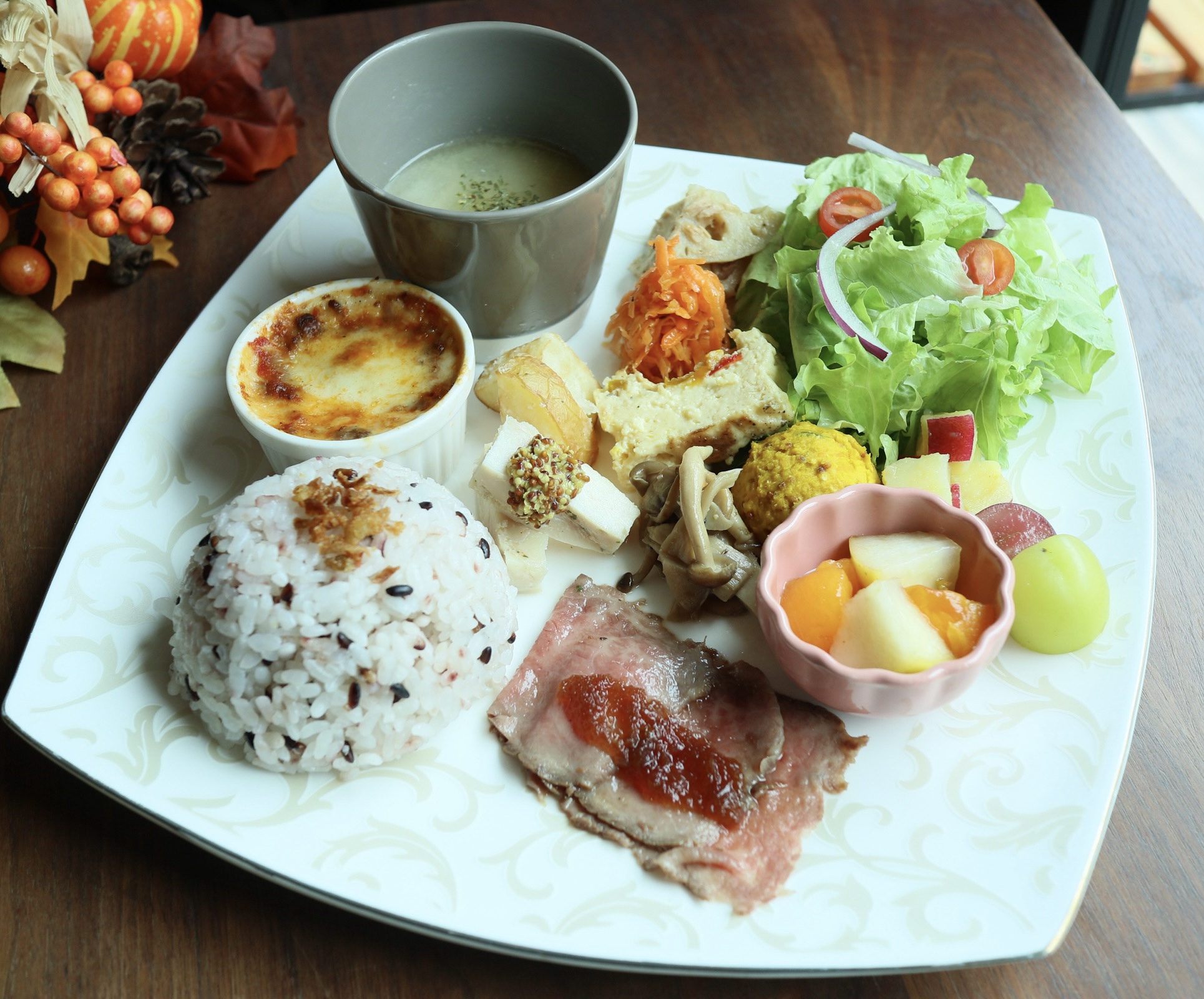 ローストビーフ丼