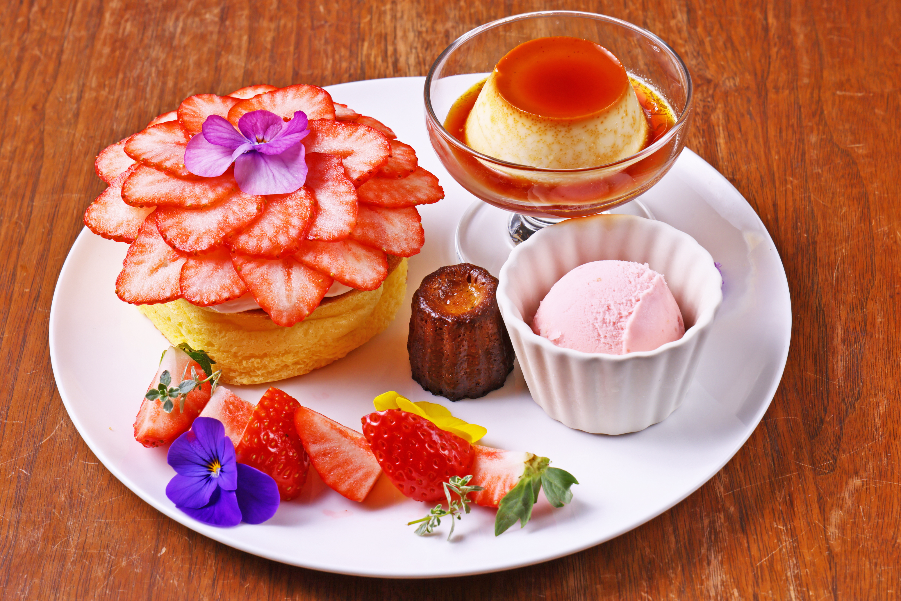 自家製ミートソースパスタ