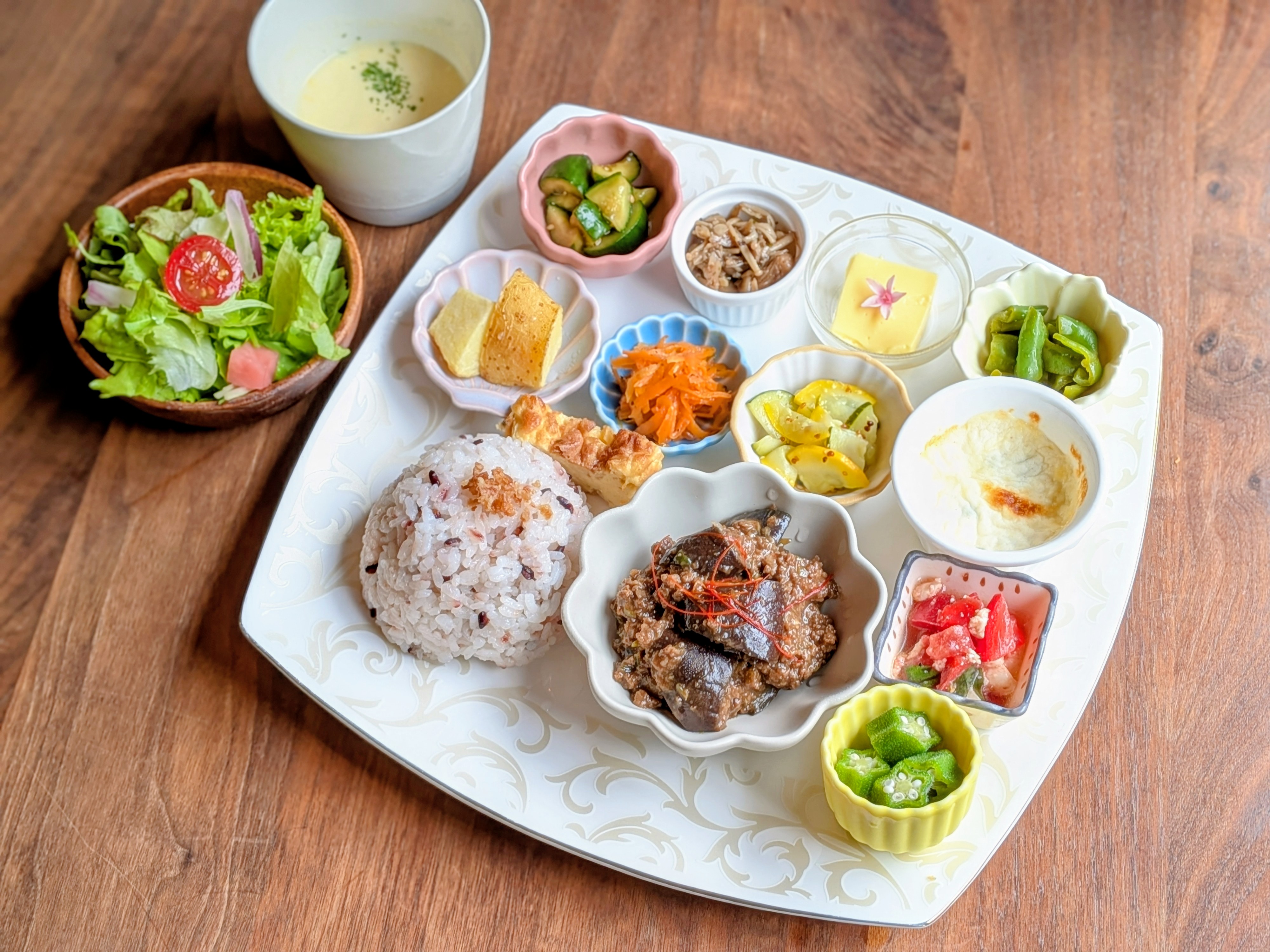 ローストビーフ丼